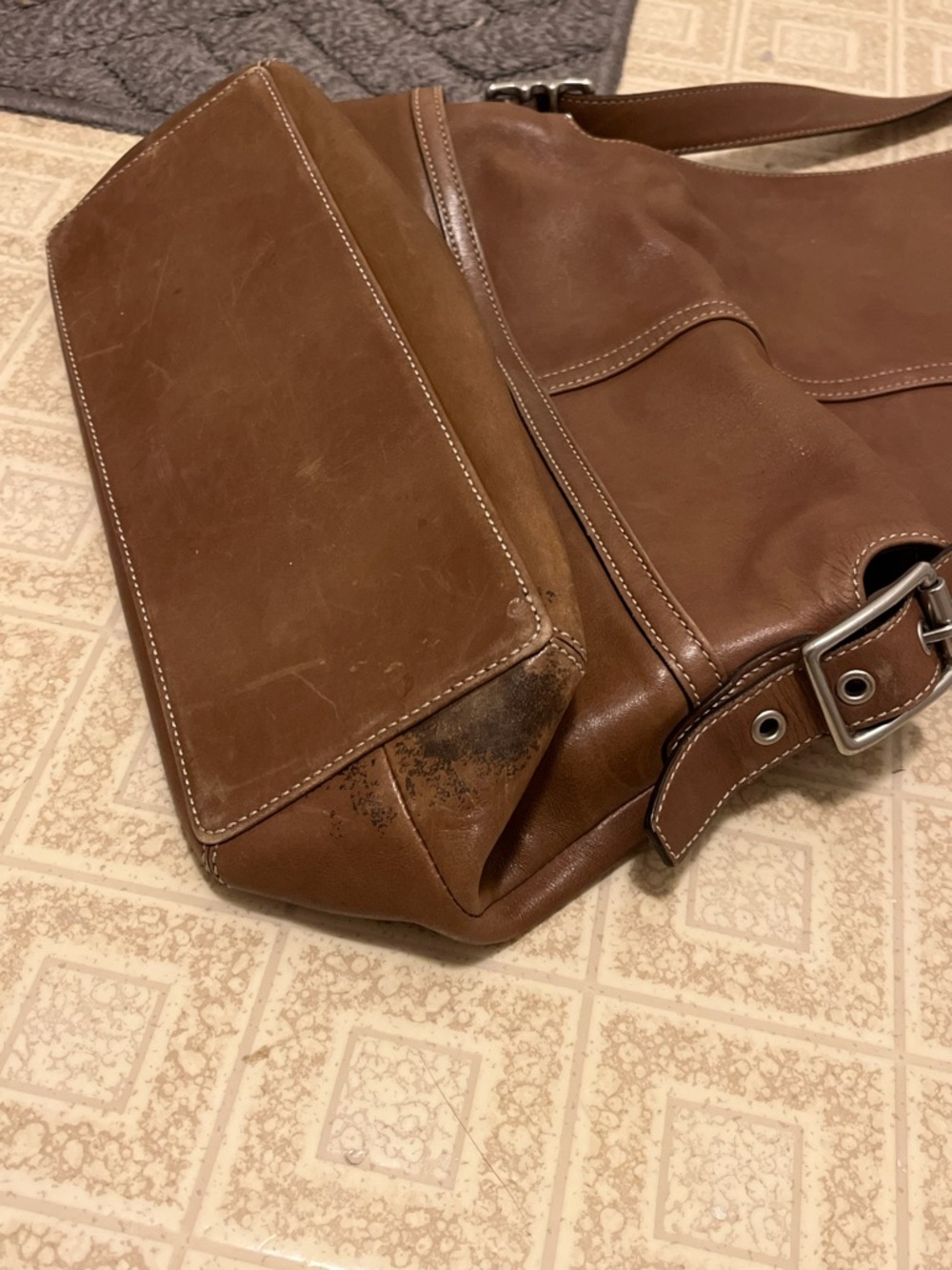 Brown Vintage Coach Leather Crossbody Bag w/Adjustable Straps - Picture 6 of 6
